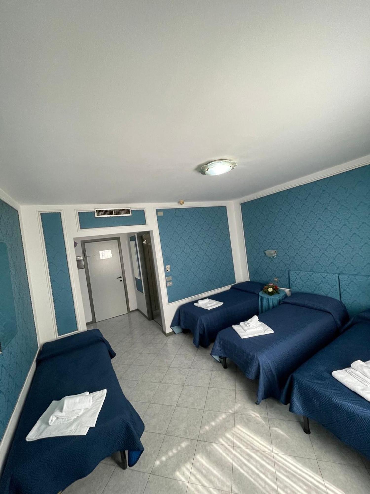 Hotel Michelangelo Реццато Екстер'єр фото