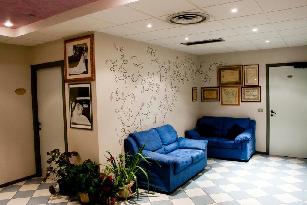 Hotel Michelangelo Реццато Екстер'єр фото